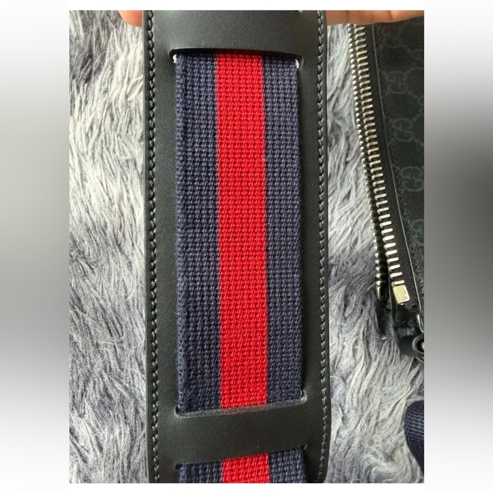 Gucci Gray Messenger Bag with Red and Blue Strap - Picture 7 of 13